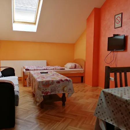 アパート Bella Mare